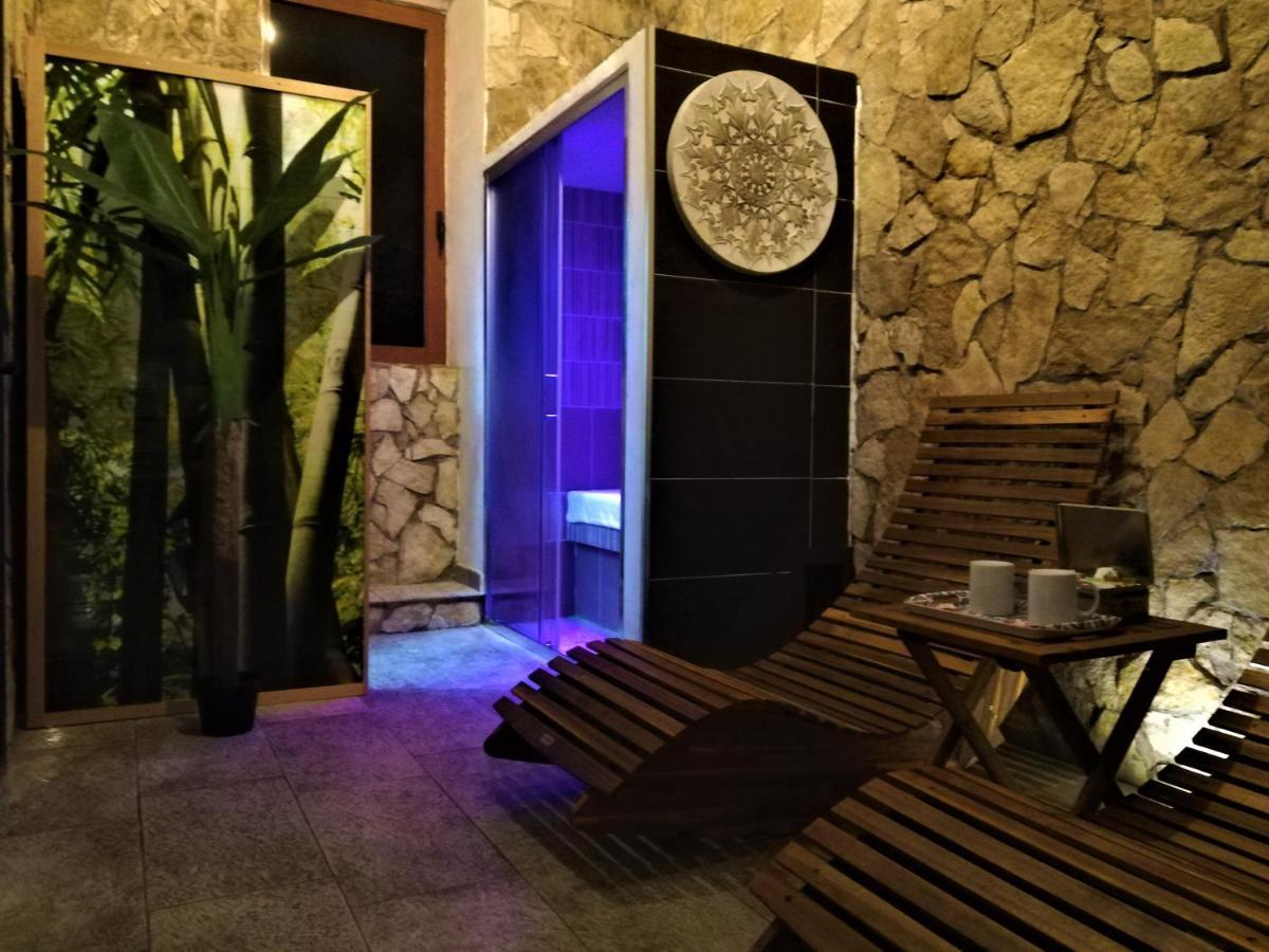 Spa Room Sicilia - Intera Casa Con Spa Privata Jacuzzi Sauna Bagno Di Vapore Ad Uso Illimitato Rosolini Eksteriør bilde