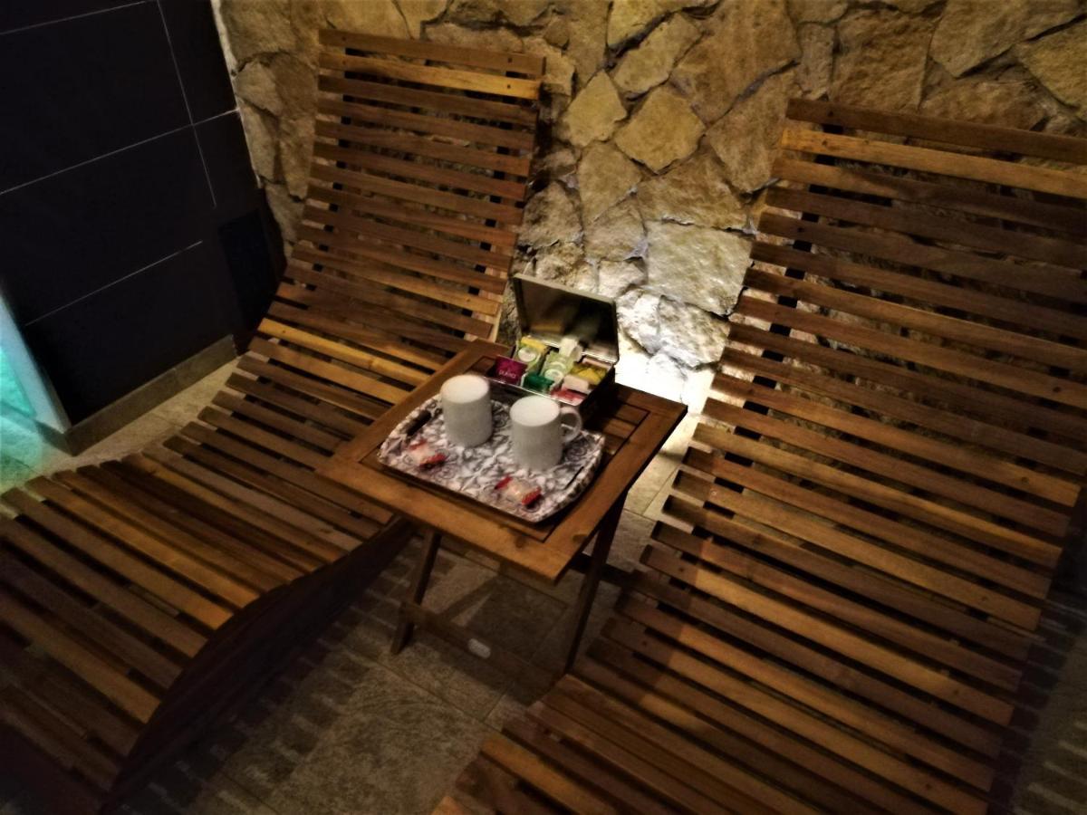 Spa Room Sicilia - Intera Casa Con Spa Privata Jacuzzi Sauna Bagno Di Vapore Ad Uso Illimitato Rosolini Eksteriør bilde